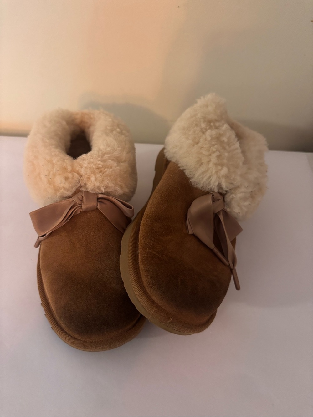 Ugg Kids Shearling-Lined Slip-On Boots/Slippers with Bow